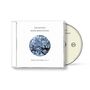 Der Text auf dem CD-Cover lautet: „JON BATISTE MONK MEDITATIONS. BATISTE PIANO SERIES, VOL. 3“. In der Mitte ein blauer Baumkreis.