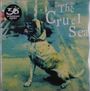 "The Cruel Sea" steht in großen Buchstaben. Ein Hund sitzt auf einem Weg, es gibt ein 30th Anniversary Edition-Logo.