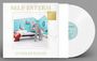 "SELF ESTEEM", "CUDDLES PLEASE", Schallplatte mit weißem Vinyl, Zimmer mit hellblauer Wand, Person macht ein Bett.