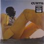 "Curtis" in großer Schrift oben rechts; Mann im gelben Anzug liegt seitlich, Himmel im Hintergrund; Stil: Albumcover.