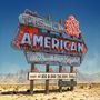 Schildtext: "The Good Ole American Saturday Night", "Featu ing Big D and the Kids Table", "90 Miles". Retro-Design mit Wüstenhintergrund.