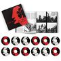 CD-Box-Set "The Pretty Things". Schwarzes und rotes Cover. Offenes Buch mit Schwarzweißfotos einer Band.