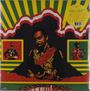 Text: "Gilberto Gil with Os Mutantes". Buntes, psychedelisches Design im Stil alter Gemälde mit zentraler Person in Uniform.