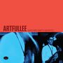 "ARTFULLEE GIACOMO SMITH QUARTET" dominiert oben. Unten: Ein Musiker mit Saxophon, in blauem Licht beleuchtet.