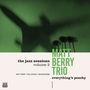 "the jazz sessions volume 2", "MATT BERRY TRIO", "everything’s peachy"; Silhouette eines Flugzeugs und Palmen.