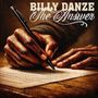 Text: "BILLY DANZE The Answer". Hände eines Menschen schreiben mit einem Stift auf Papier.