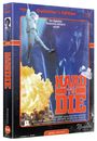 "Collector's Edition. Der Supercop! Gnadenlos schlägt er zurück! HARD TO DIE. Explosion und Mann in Actionpose."