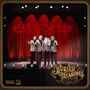 Text: "The Oak Ridge Boys", "Buried Treasures". Vier Männer in grauen Anzügen auf einer Bühne mit rotem Vorhang.