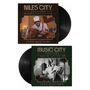 Zwei Vinylalben: "Niles City Sessions" und "Music City Sessions" von Josh Weathers mit Fotos von musizierenden Personen.