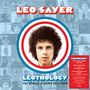 "LEO SAYER", "LEOTHOLOGY", "THE STUDIO ALBUMS 1973-NOW". Porträt eines Mannes mit lockigem Haar, umgeben von Alben-Covern.