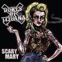 „Scary Mary“ und „Dukes of Tijuana“. Illustration einer Frau im Rockabilly-Stil mit Leopardenmuster-Top und Tattoos.