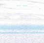 Text: Emily A. Sprague. Eine abstrakte Landschaft in blassen Blau- und Weißtönen, die an Wasser und Himmel erinnert.