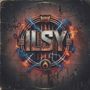 "ILSY" in großen Buchstaben, im Hintergrund blauer Blitz und Flammen. Ein Logo mit metallischem und industriellem Design.