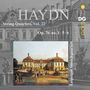 Joseph Haydn, String Quartets Vol. 22, Op. 76 no. 1, 5, 6. Gemälde eines barocken Schlosses mit Figuren. Logo: MDG Gold.