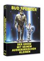 Text: "BUD SPENCER" und "DER GROSSE MIT SEINEM AUSSERIRDISCHEN KLEINEN". Illustration: Ein Mann und ein Kind, das einen Raumanzug trägt.
