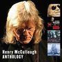 Henry McCullough ANTHOLOGY. Links eine Person; rechts vier Album-Cover mit verschiedenen Designs.