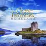 „Celtic Thunder Homeland“ steht in goldener und weißer Schrift. Eine Burg an einem See vor bewölktem Himmel.