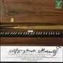 "Complete Keyboard Sonatas Vol. 3", "Giovanni De Cecco", "Clavichord". Ein Clavichord mit hölzernem Gehäuse.