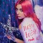 Der Text lautet "lucky break, made it!". Eine Person mit pinkem Haar und Engelsflügeln hält einen Stern vor glitzerndem Hintergrund.