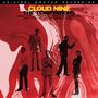 „CLOUD NINE THE TEMPTATIONS“ steht oben, darunter einige Songtitel. Abgebildet sind fünf Männer auf abstraktem rotem Hintergrund.