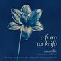 Text: "o fiuro tos krifo', amaryllis, mattia manco - samuel mele". Darunter ist eine stilisierte blaue Blume abgebildet.