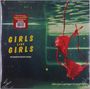"GIRLS LIKE GIRLS. AN ALBUM BY HAYLEY KIYOKO." Roter Bikini in grünlichem Wasser schwebend.