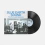 "BLUE EARTH SOUND The St. Louis Sessions" steht über einem Schwarz-Weiß-Foto von Musikern. Rechts eine schwarze Vinyl-Schallplatte.