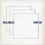 „NO LABELS PART 02“, drei überlappende Quadrate auf weißem Hintergrund, technischer Look.