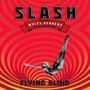 "SLASH featuring Myles Kennedy & The Conspirators - Flying Blind". Eine Illustration eines Tauchers vor rot-gelbem Spiralmuster.