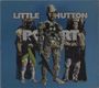 "LITTLE HUTTON" und "PORT" stehen in großen Buchstaben vor drei futuristisch gekleideten Figuren auf blauem Hintergrund.