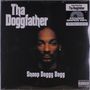 Texte: "Tha Doggfather" oben, "Snoop Doggy Dogg" unten. Dunkles Porträt eines ernst blickenden Mannes.