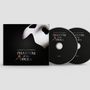 Auf schwarzem Hintergrund steht "Andrew Lloyd Webber’s Phantom of the Opera". Eine weiße Maske und zwei CDs sind zu sehen.