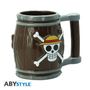 Ein "ABYSTYLE" Logo, ein braun-grauer Krug mit Piratenemblem: Totenkopf mit Strohhut.