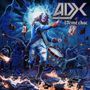 ADX, 13eme choc. Ein Soldat im blauen Mantel trommelt in einer stürmischen Schlacht voller Chaos und Feuer.