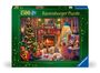 1500 Ravensburger Puzzle. Weihnachtliches Zimmer mit geschmücktem Baum, Kamin, Geschenken und entspannenden Haustieren.