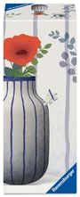 Text: "3D Puzzle", "Ravensburger". Illustration einer roten Blume in einer blau-weiß gestreiften Vase.