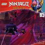„LEGO NINJAGO DRAGONS RISING 85“. Illustration mit fliegenden Figuren, rötliche und violette Farben, dynamische Szene.