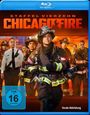 Staffel Vierzehn Chicago Fire. Gruppe von Feuerwehrleuten in Uniformen, Flammen im Hintergrund. FSK 16 Logo.