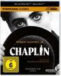 ROBERT DOWNEY JR. CHAPLIN, FSK 6, STUDIOCANAL CLASSICS, groß, Schwarz-Weiß-Porträt eines Mannes mit Melone.
