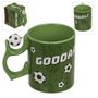 Grüner Becher mit "GOOOAAL!", Fußball-Motiv und beweglichem Ball am Griff. Verpackung mit "SPIN ME!"-Aufschrift.