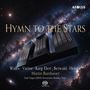Text: "HYMN TO THE STARS" mit Namen wie Widor, Vierne. Hintergrund: Sternenhimmel mit Orgelpfeifen in modernem Stil.