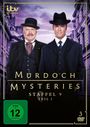 „Murdoch Mysteries, Staffel 9, Teil 1.“ Zwei Männer in Anzügen und Hüten vor einer historischen Straßenszene.
