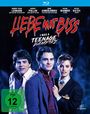 "Liebe mit Biss, I Was a Teenage Vampire, FSK ab 12." Drei Menschen in eleganter Kleidung stehen eng nebeneinander.