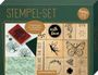 "STEMPEL-SET", "16 Holzstempel inkl. Stempelkissen in Dunkelgrün", "with love", "YOU ARE THE BEST". Holzstempel mit Motiven.