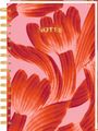 Der Text "NOTES" steht auf einem Notizbuch mit auffälligen, roten Blumenmustern auf rosa Hintergrund.