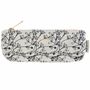 "Kleine Botanic"-Text auf cremefarbenem Etui mit schwarzem Blumenmuster und Goldreißverschluss. Label: RICO DESIGN.