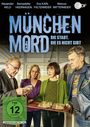 "MÜNCHEN MORD: DIE STADT, DIE ES NICHT GIBT" FSK 12. Vier Personen, eine Frau hält ein Tablett.