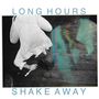 Text: "LONG HOURS SHAKE AWAY". Schwarz-Weiß-Foto eines liegenden Mannes mit Mikrofon, durch Farbtupfer überlagert.
