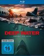 Text: "AARON ECKHART", "BEN KINGSLEY", "DEEP WATER", "UMRINGT VON HAIEN", "FSK ab 16 freigegeben". 

Illustration eines Flugzeugwracks im Meer, Menschen im Wasser, ein Hai darunter.