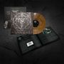 "Signum of hate" ist auf einem Plattencover und Booklet zu lesen. Eine Vinyl-Schallplatte zeigt ein düsteres Artwork.